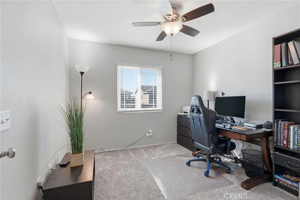 42156 Chestnut Drive, Temecula, California 92591 home-pic-15